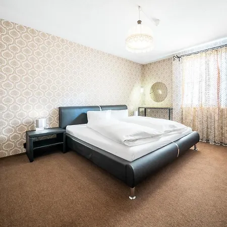 9302 Zweckmaessig Eingerichtete 3,5 Mit Ueberdachtem Suedwestbalkon Apartamento *